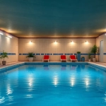 ¿Pueden los propietarios de un parking sin casa usar la piscina?